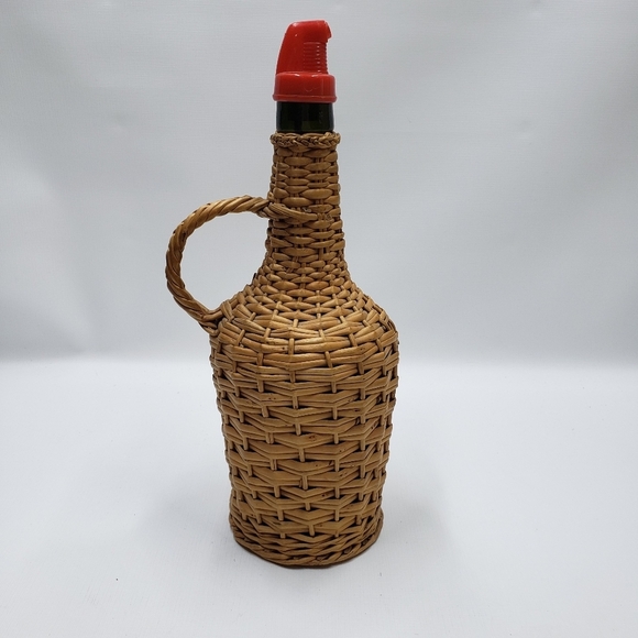 Vintage Wicker Wrapped Bottle Wine Oil Jug Red Pour Spout - Picture 13 of 13